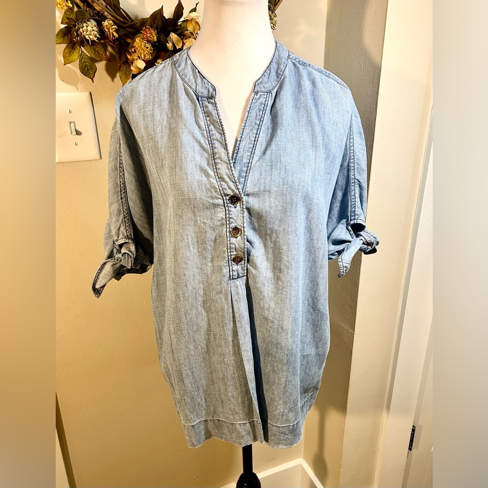 TRINA TURK Calle Ocho  Linen Blend Tie Sleeve 3 Button Front V-Neck Top~L💛 - Picture 11 of 11